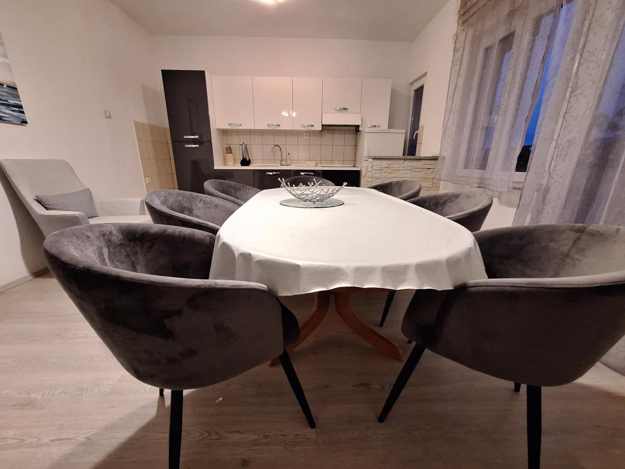 Kapelica Apartment Trogir
