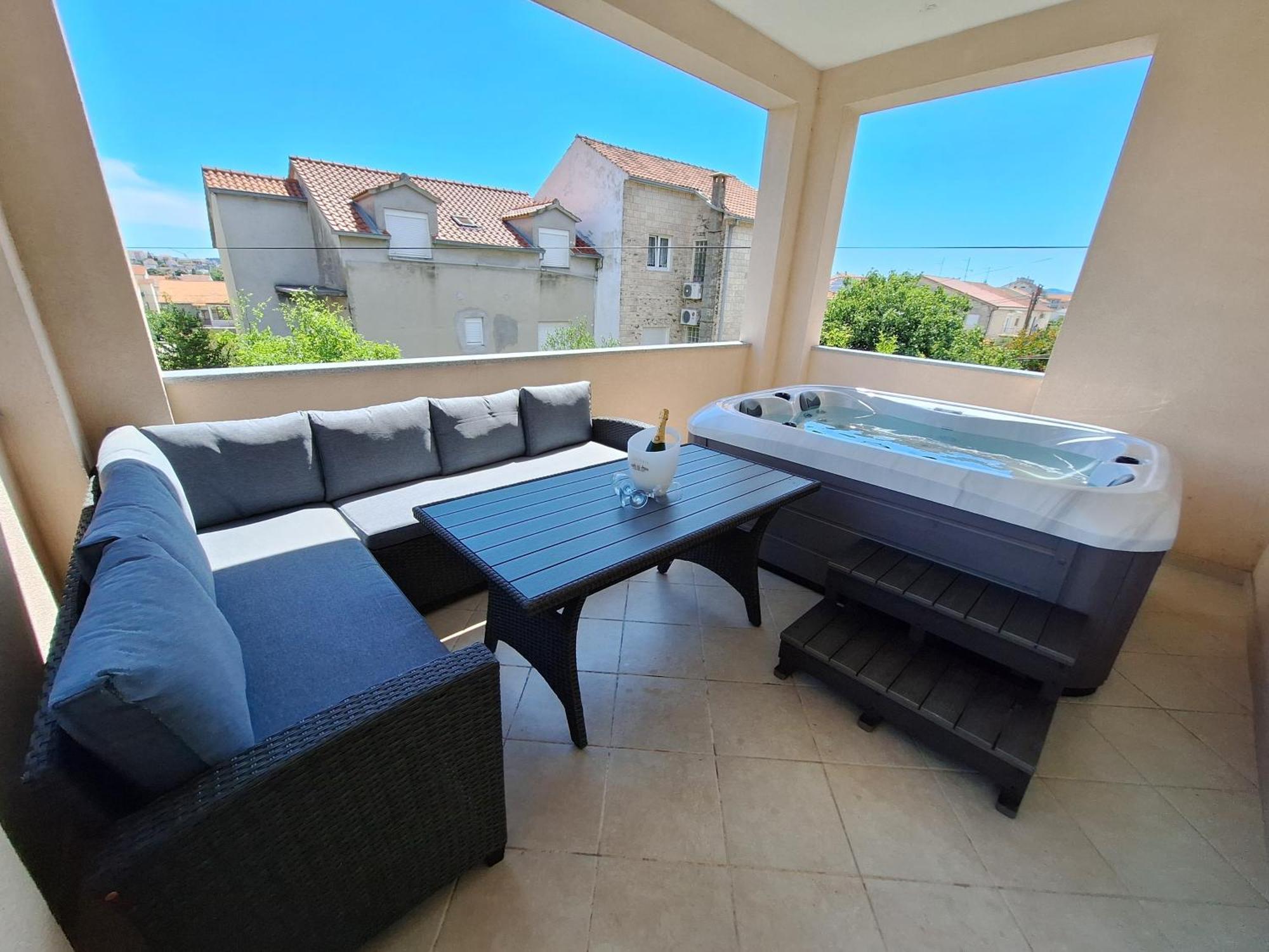 Kapelica Apartment Trogir