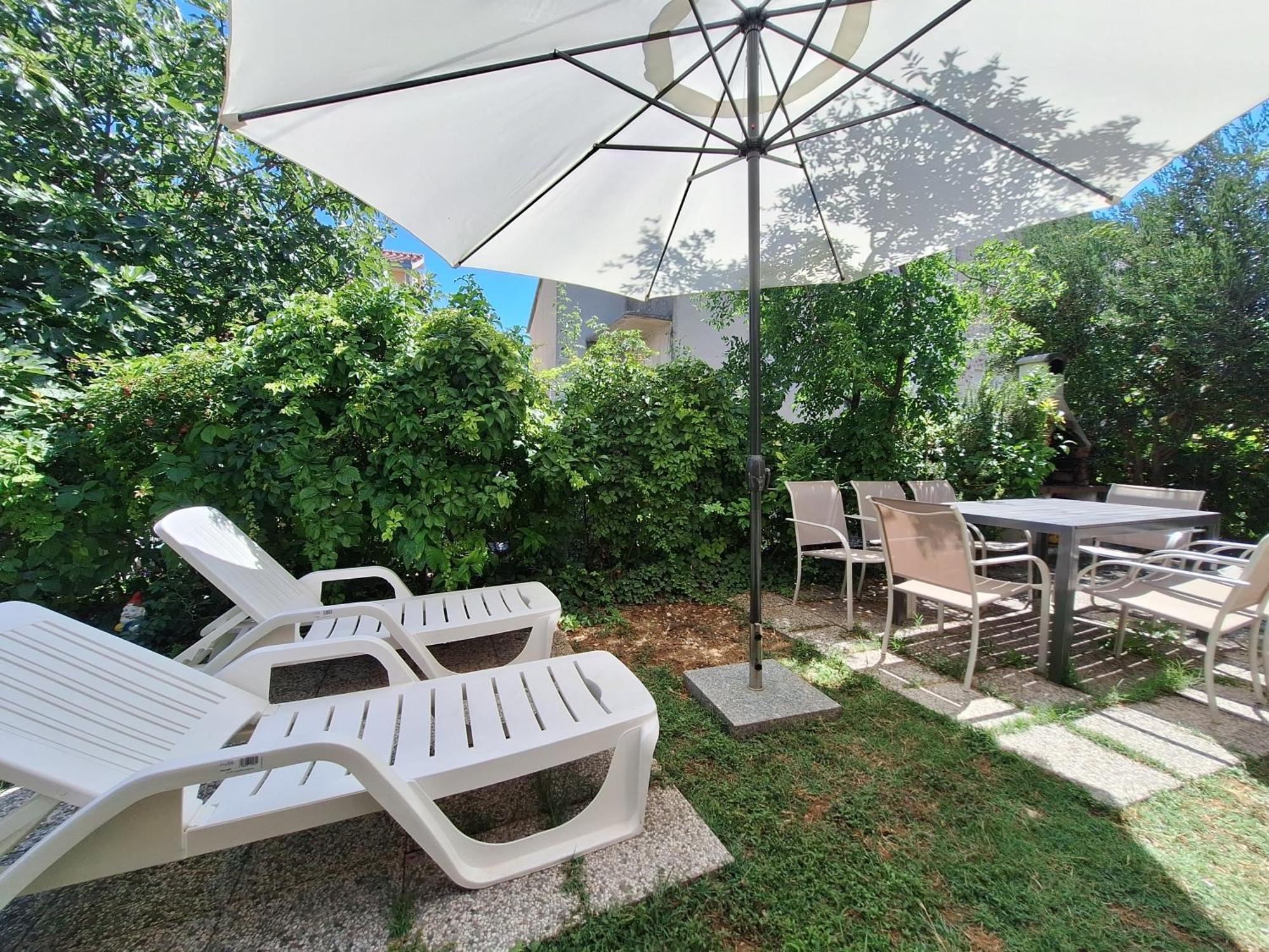 Apartment Kapelica Trogir