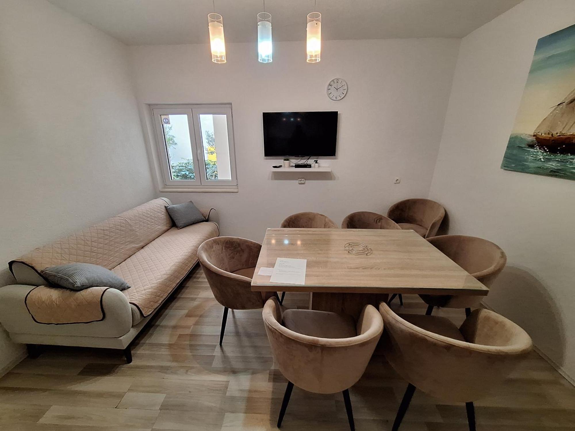 Kapelica Apartment *